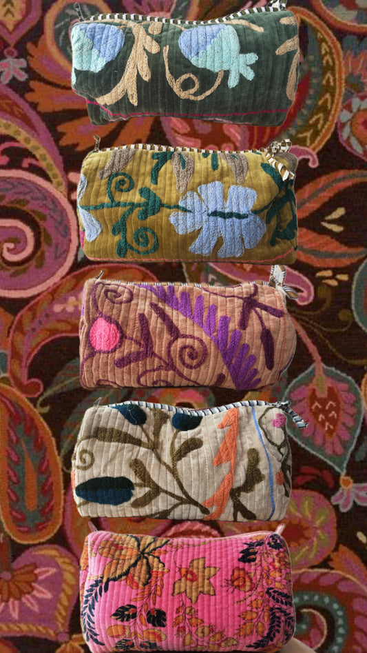 Beauty in velluto Suzani